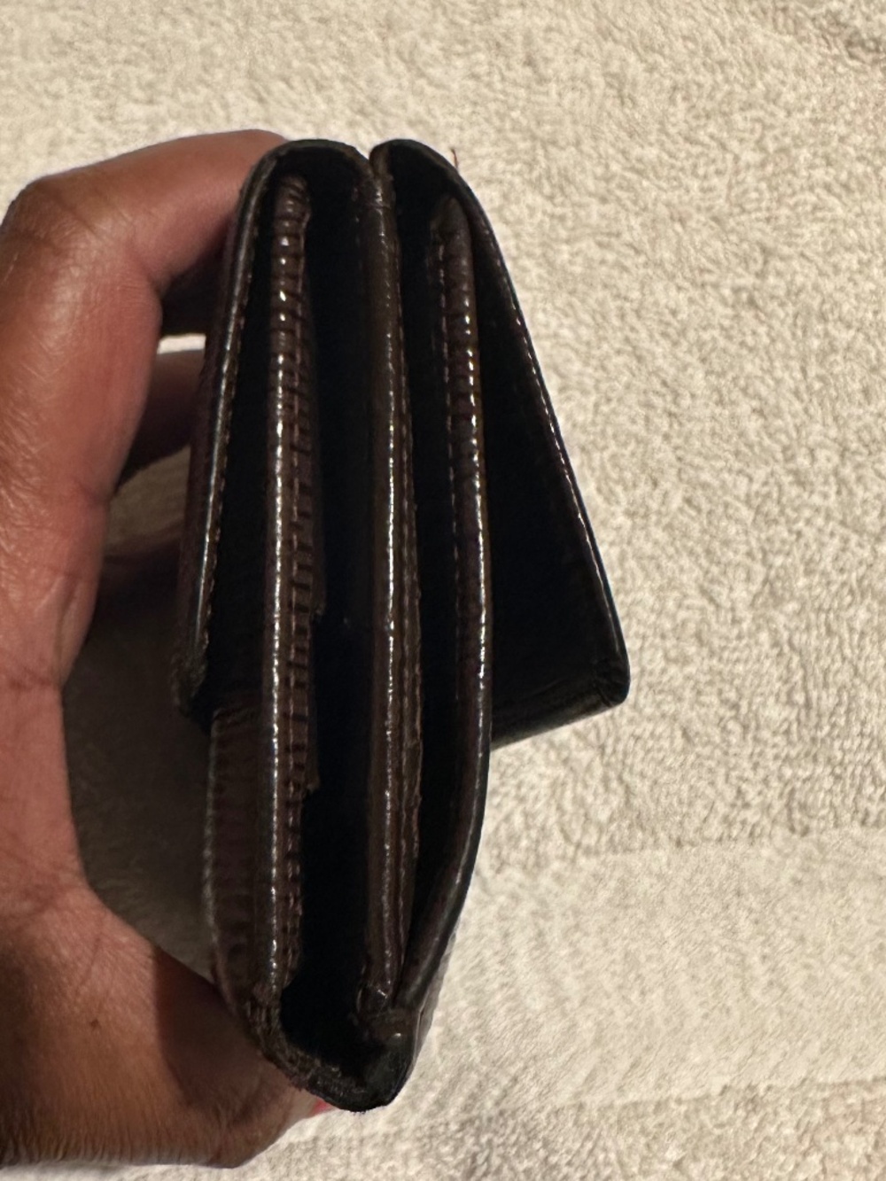 Louis Vuitton Vintage Epi Leather Wallet | Dark Brown Compact French Luxury - Picture 11 of 12